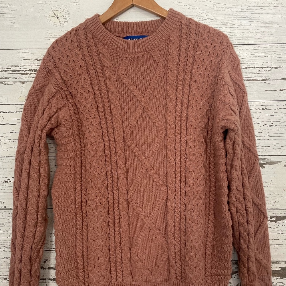 Aelfric Eden Cozy Blush Cable Knit Sweater